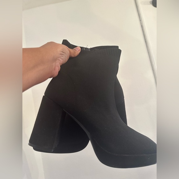 Knit Platform Boots - Picture 2 of 8